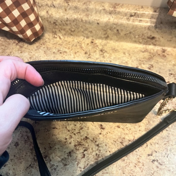 Christian Siriano for Payless crossbody shoulder bag. Black and White - Picture 4 of 13